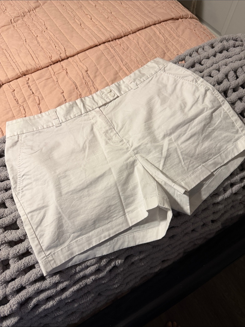 Vineyard Vines White High-Rise Cotton Shorts